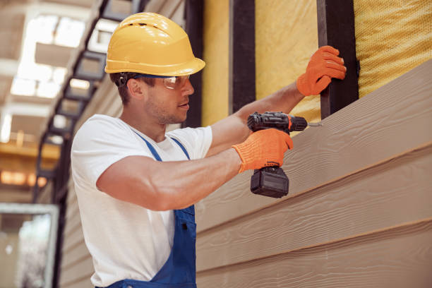 Storm Damage Siding Repair in Southchase, FL